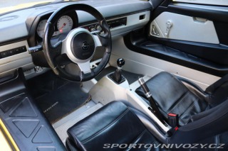Opel Speedster 2.2 16V 108kW 23 TIS KM Č 2002
