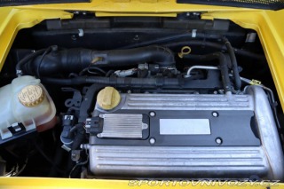 Opel Speedster 2.2 16V 108kW 23 TIS KM Č 2002