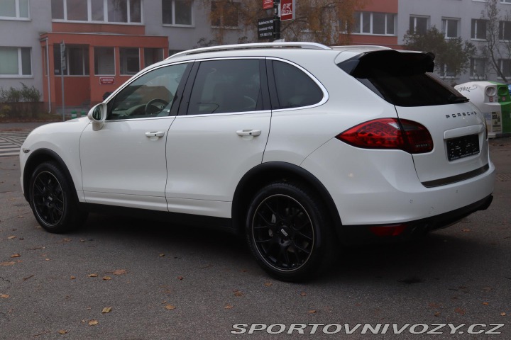 Porsche Cayenne S 4.8 V8 4X4 294kW ČR 2011