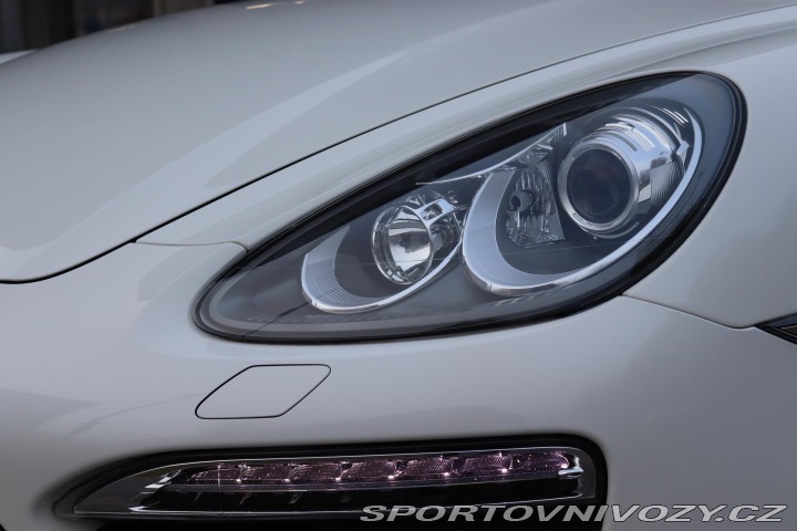 Porsche Cayenne S 4.8 V8 4X4 294kW ČR 2011