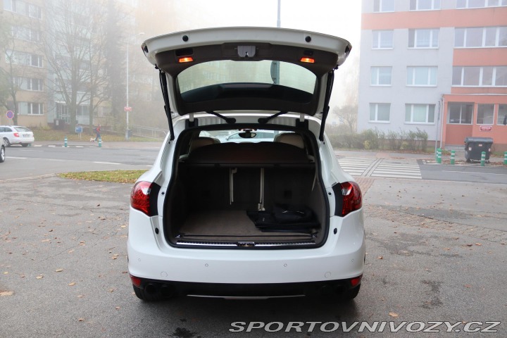 Porsche Cayenne S 4.8 V8 4X4 294kW ČR 2011
