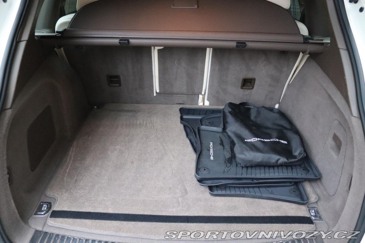 Porsche Cayenne S 4.8 V8 4X4 294kW ČR 2011