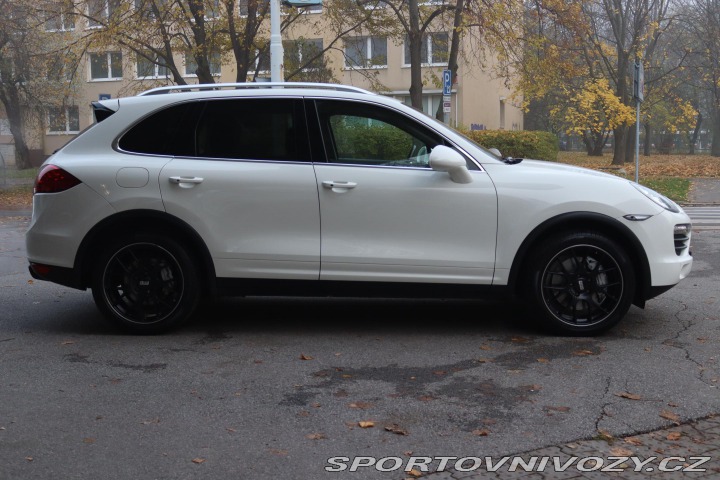 Porsche Cayenne S 4.8 V8 4X4 294kW ČR 2011
