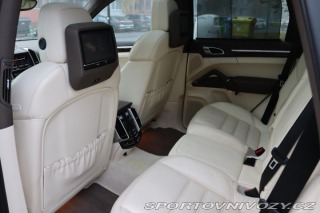 Porsche Cayenne S 4.8 V8 4X4 294kW ČR 2011