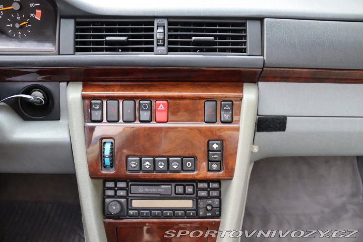 Mercedes-Benz Ostatní modely 124 E320 CABRIO 162kW 1994 1994