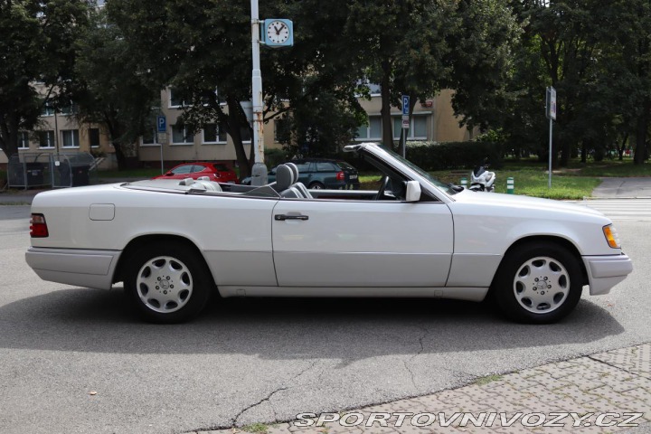 Mercedes-Benz Ostatní modely 124 E320 CABRIO 162kW 1994 1994