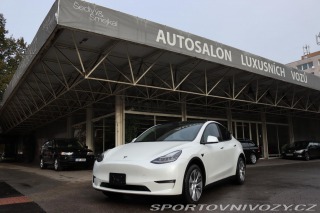 Tesla Model Y LONG RANGE AWD ACCELER.BO
