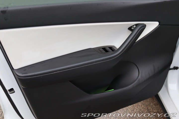Tesla Model Y LONG RANGE AWD ACCELER.BO 2020