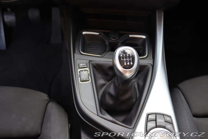 BMW 1 120D XDRIVE 135kW SPORT L 2013