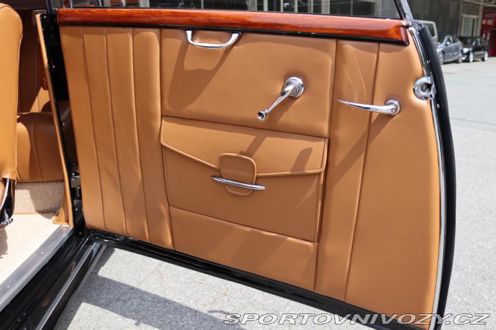 Mercedes-Benz Ostatní modely W187 220B CABRIO 1952
