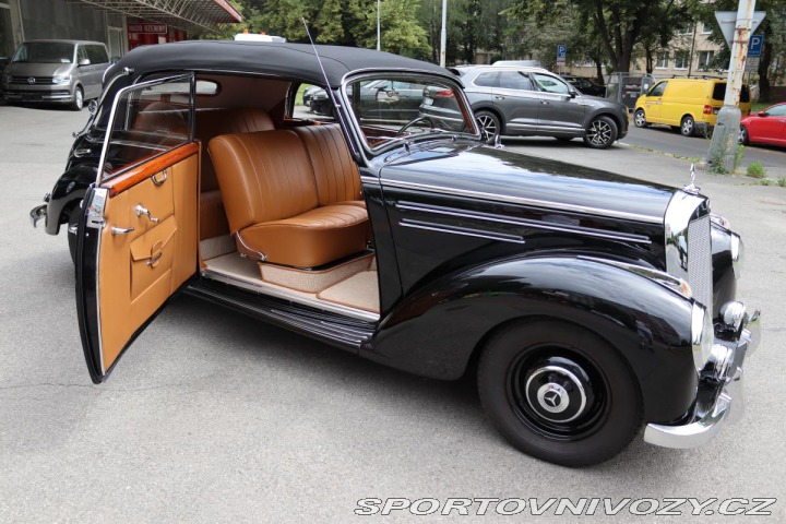 Mercedes-Benz Ostatní modely W187 220B CABRIO 1952