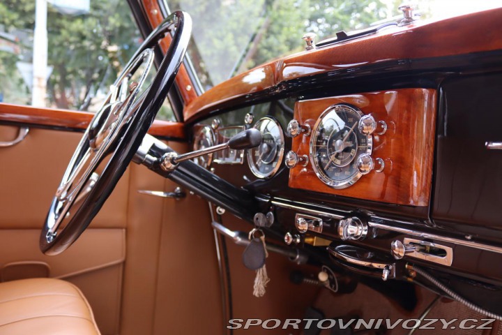 Mercedes-Benz Ostatní modely W187 220B CABRIO 1952