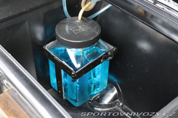 Mercedes-Benz Ostatní modely W187 220B CABRIO 1952
