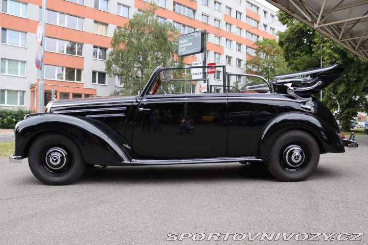 Mercedes-Benz Ostatní modely W187 220B CABRIO 1952