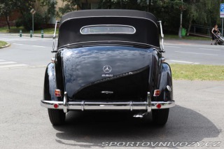 Mercedes-Benz Ostatní modely W187 220B CABRIO 1952