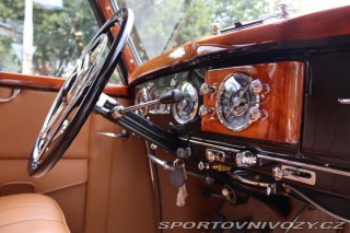 Mercedes-Benz Ostatní modely W187 220B CABRIO 1952