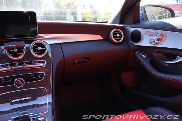 Mercedes-Benz C AMG C63 4.0 V8 BITURBO 35 2016