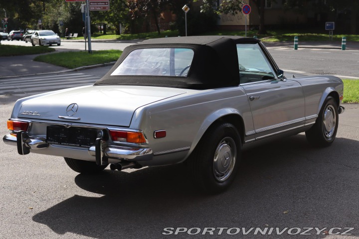 Mercedes-Benz SL W113 280 SL ROADSTER PAGO 1970