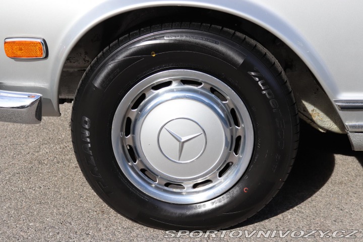 Mercedes-Benz SL W113 280 SL ROADSTER PAGO 1970