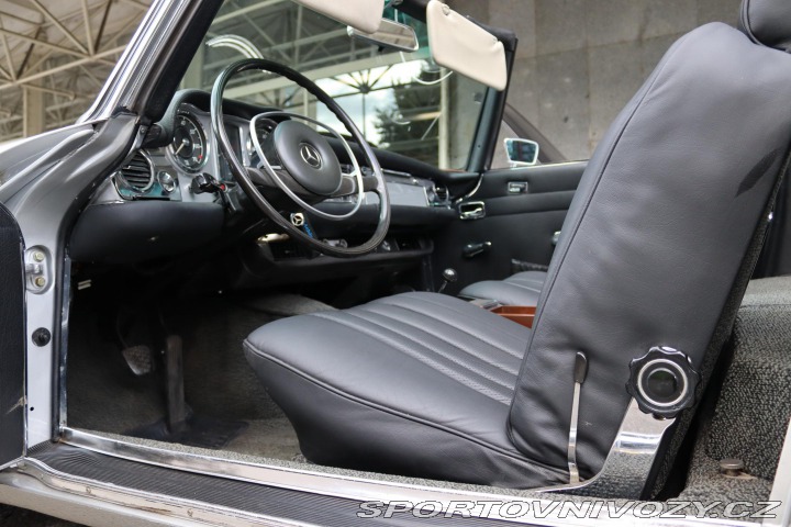 Mercedes-Benz SL W113 280 SL ROADSTER PAGO 1970