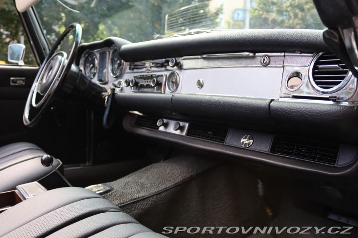 Mercedes-Benz SL W113 280 SL ROADSTER PAGO 1970