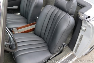 Mercedes-Benz SL W113 280 SL ROADSTER PAGO 1970