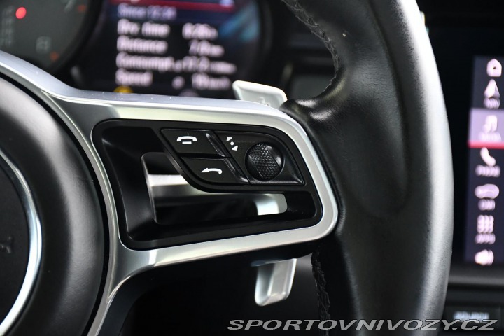 Porsche Macan S 3.0V6 260kW PANO 2021