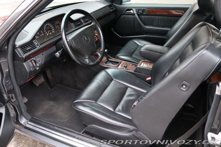 Mercedes-Benz Ostatní modely 124 124 320CE AT 162kW 1992