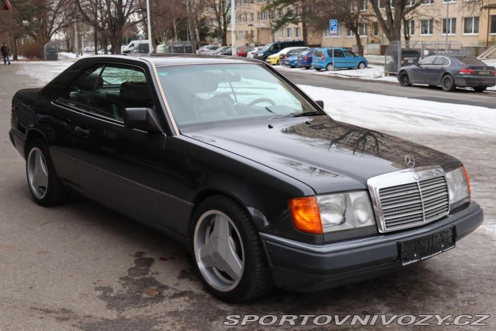 Mercedes-Benz Ostatní modely 124 124 320CE AT 162kW 1992