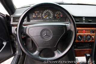 Mercedes-Benz Ostatní modely 124 124 320CE AT 162kW 1992