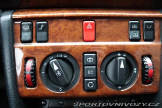 Mercedes-Benz Ostatní modely 124 124 320CE AT 162kW 1992