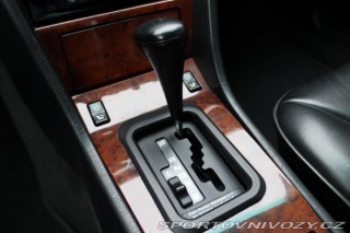 Mercedes-Benz Ostatní modely 124 124 320CE AT 162kW 1992