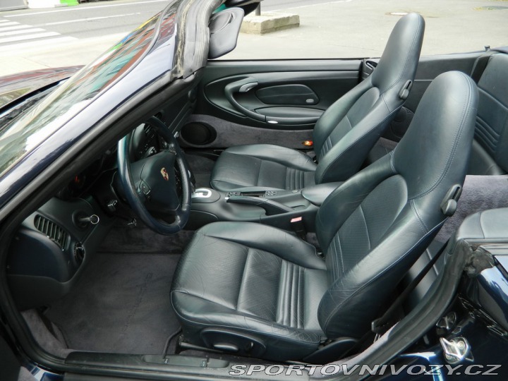 Porsche 911 996 3.6 CARRERA CABRIO AT 2004