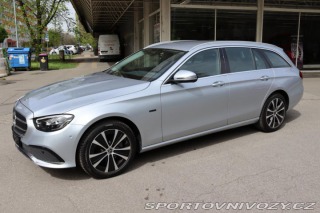 Mercedes-Benz E E 300e PLUG-IN HYBRID KOM 2021