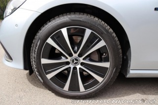 Mercedes-Benz E E 300e PLUG-IN HYBRID KOM 2021