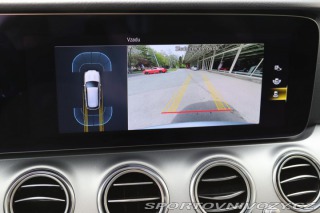 Mercedes-Benz E E 300e PLUG-IN HYBRID KOM 2021