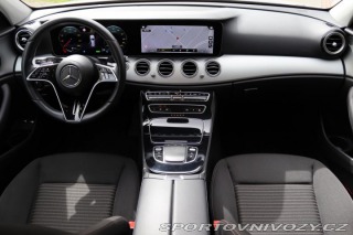 Mercedes-Benz E E 300e PLUG-IN HYBRID KOM 2021