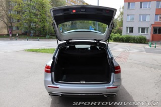 Mercedes-Benz E E 300e PLUG-IN HYBRID KOM 2021