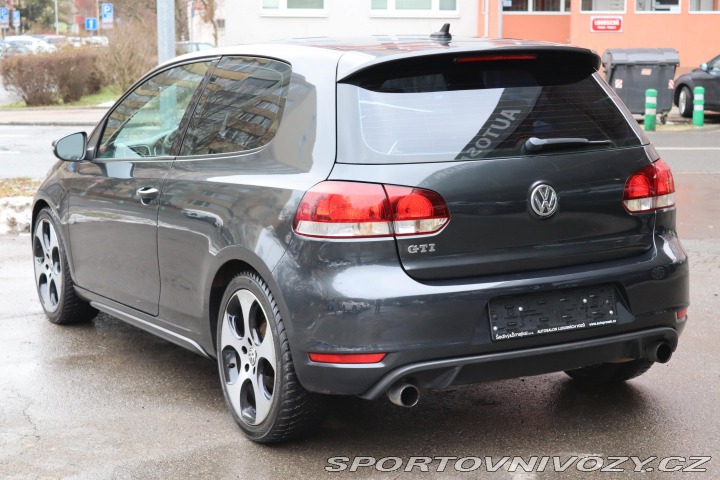 Volkswagen Golf GTI 2.0TSI 147kW 2011