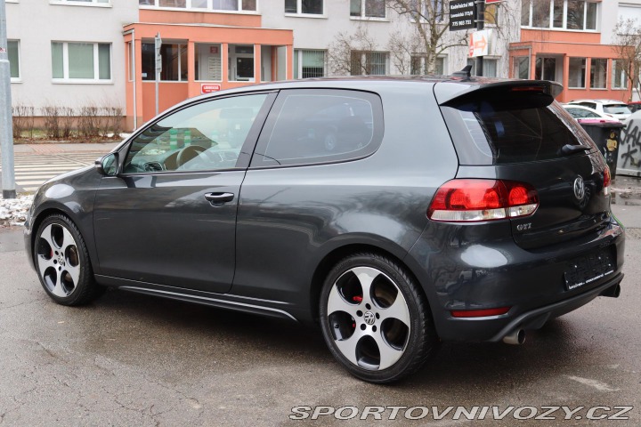 Volkswagen Golf GTI 2.0TSI 147kW 2011