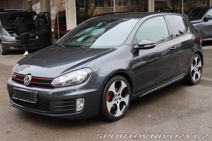 Volkswagen Golf GTI 2.0TSI 147kW S 2011