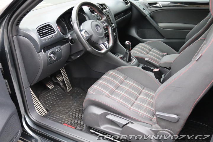 Volkswagen Golf GTI 2.0TSI 147kW S 2011