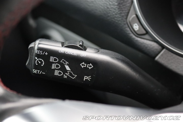 Volkswagen Golf GTI 2.0TSI 147kW S 2011
