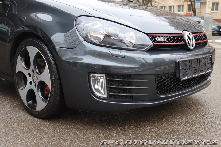 Volkswagen Golf GTI 2.0TSI 147kW S 2011