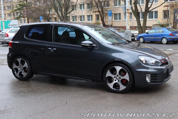 Volkswagen Golf GTI 2.0TSI 147kW 2011