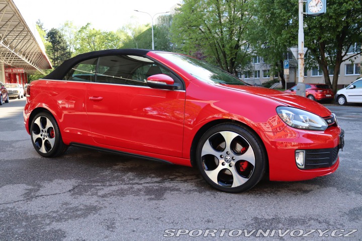 Volkswagen Golf CABRIO GTI 2.0TSI DSG 155 2012
