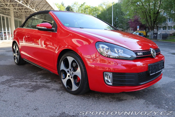Volkswagen Golf CABRIO GTI 2.0TSI DSG 155 2012