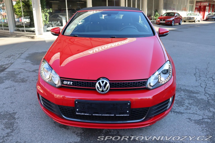 Volkswagen Golf CABRIO GTI 2.0TSI DSG 155 2012