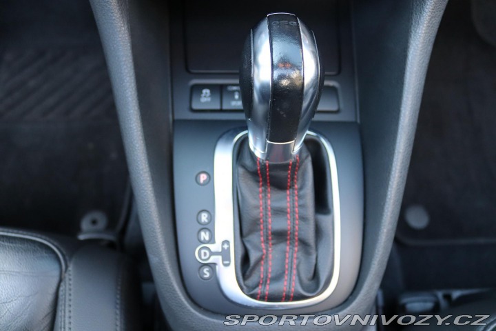 Volkswagen Golf CABRIO GTI 2.0TSI DSG 155 2012