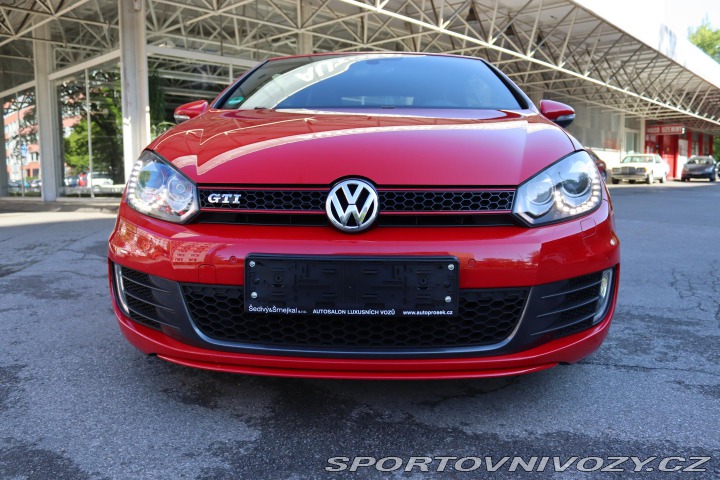 Volkswagen Golf CABRIO GTI 2.0TSI DSG 155 2012